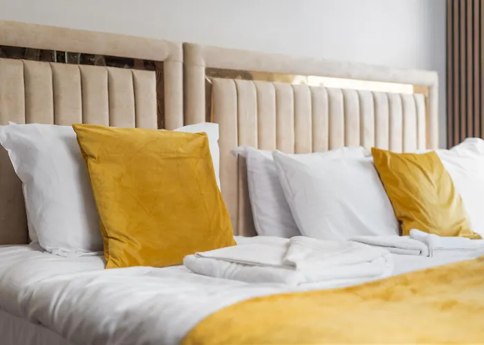 Chic Soho Studio Stylish Stay In The Heart Of London! 4